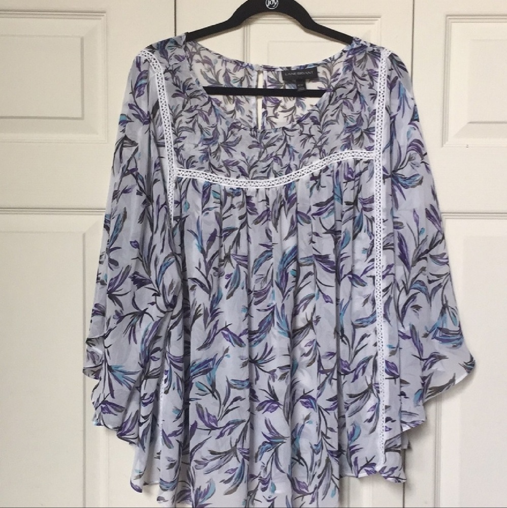 Flowy Feathers Top